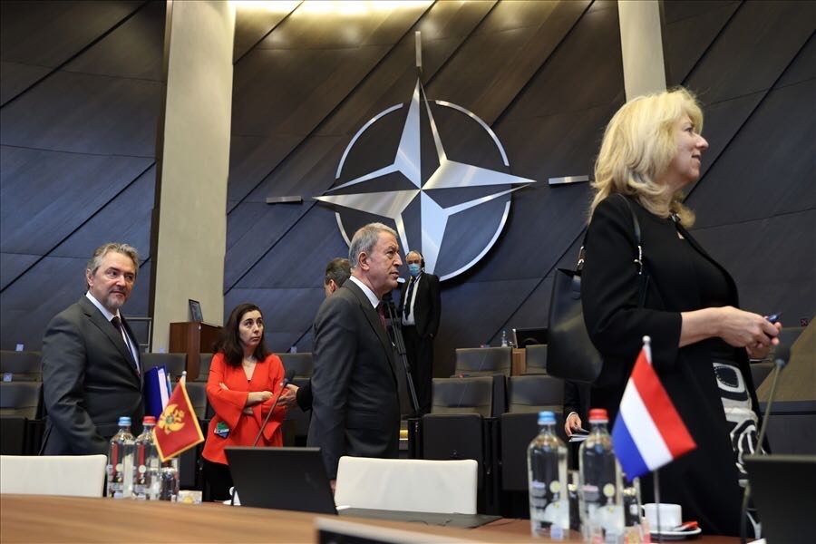 Millî Savunma Bakanı Hulusi Akar, NATO Karargâhında İkinci Gün Oturumlarına Katıldı